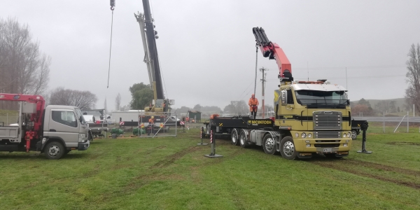 SH2 Borefield Crane Trucks for Pumps